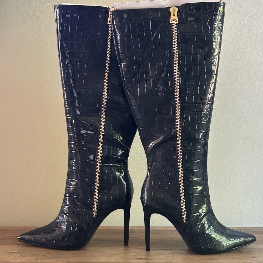 I.N.C Croc-Embossed Knee-High Wide Calf Boots-Black-Size 9 NIB - Picture 1 of 4